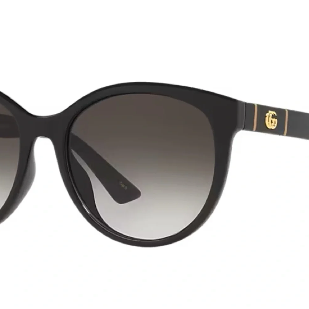 Authentic Gucci GG0636SK sunglasses w/ GG logo on arms black UVA/UVB protections